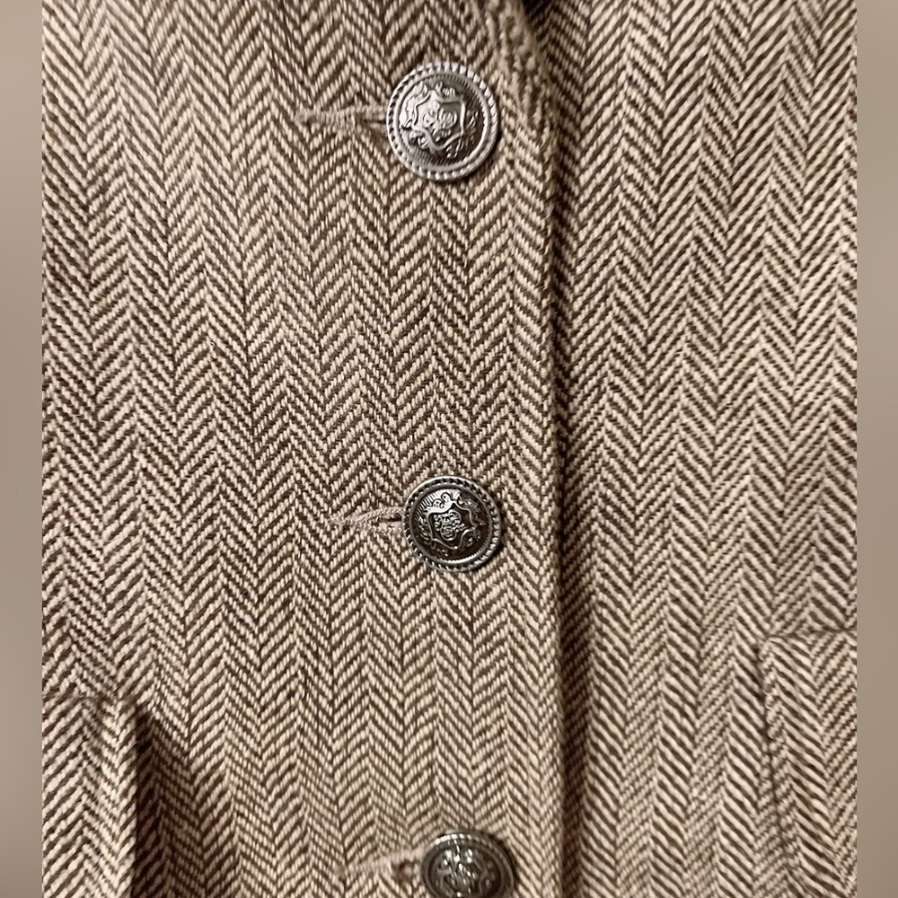 Coat - Picture 2 of 6